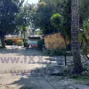 Участок перед сносом старых построек 03.2026